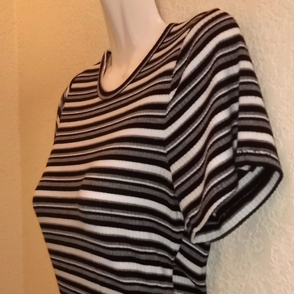 Hollister Slim Tee Striped Bodysuit - Picture 2 of 11